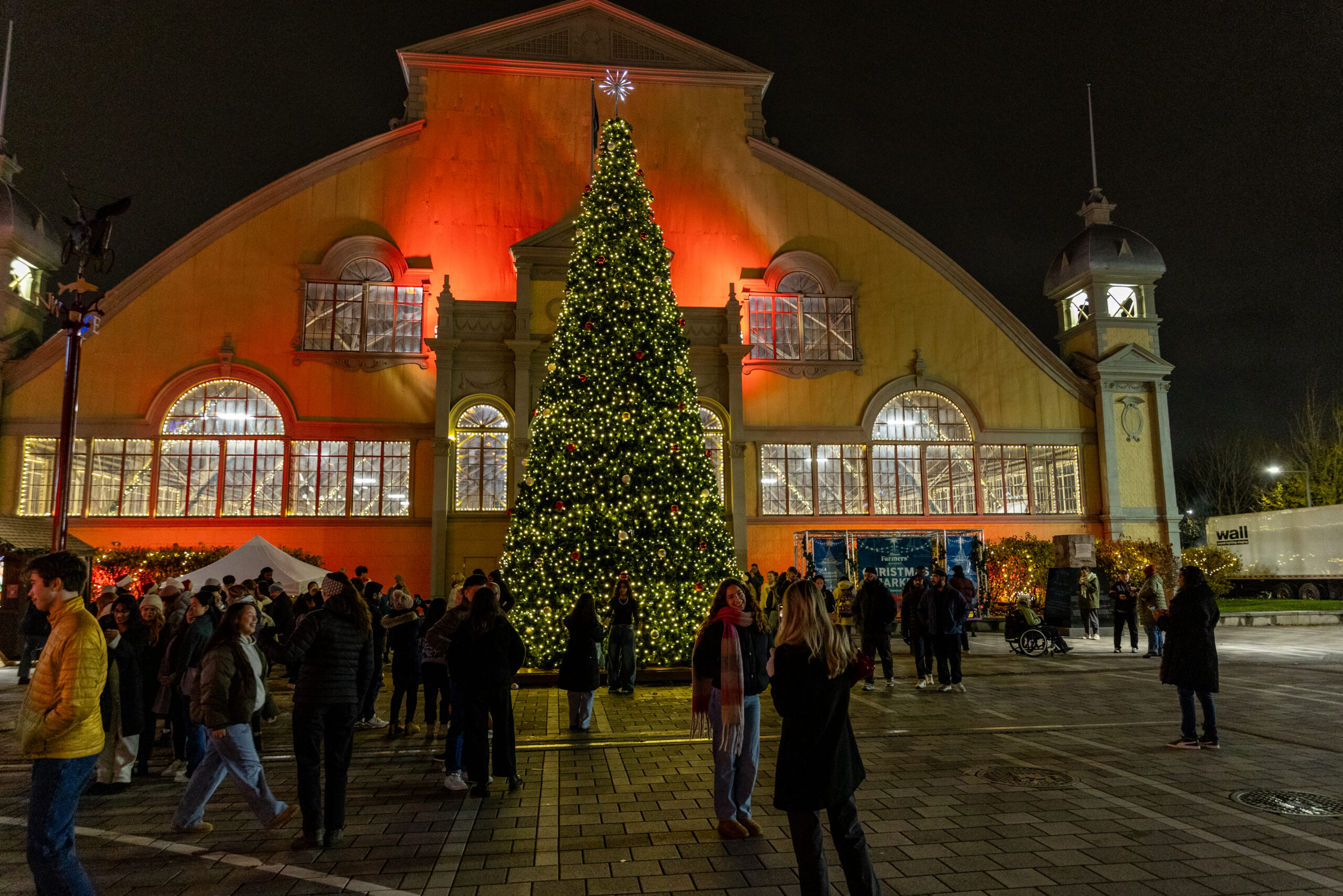 Ottawa Christmas Market logo